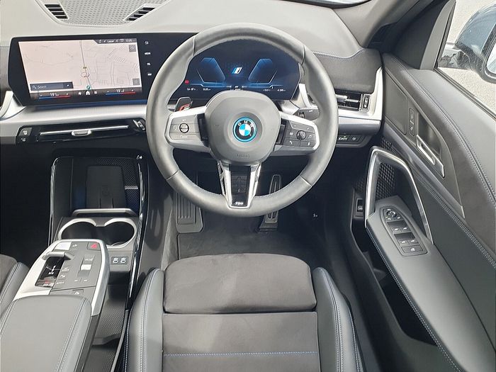BMW iX2 2025