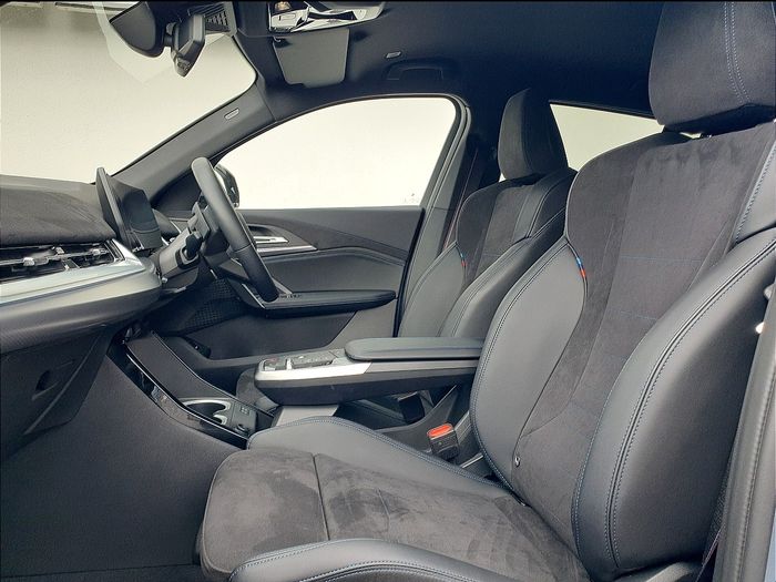 BMW iX2 2025