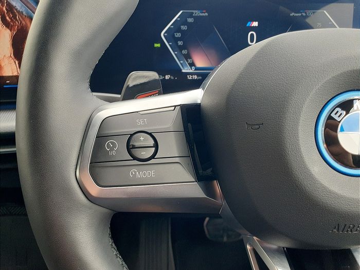 BMW iX2 2025
