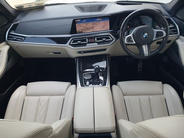 BMW X7 2020