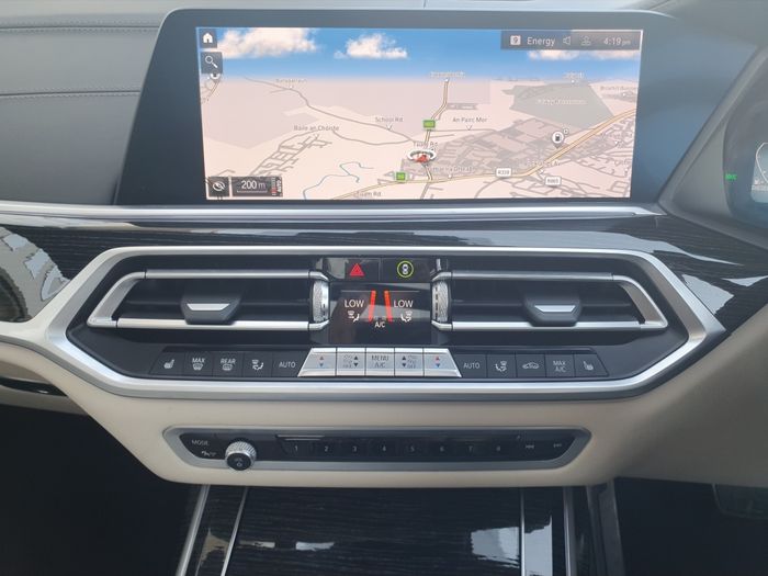 BMW X7 2020