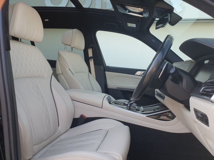 BMW X7 2020