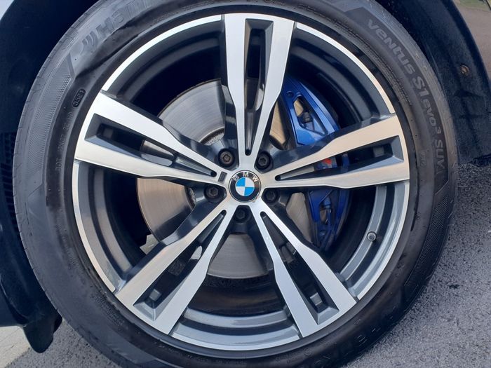 BMW X7 2020