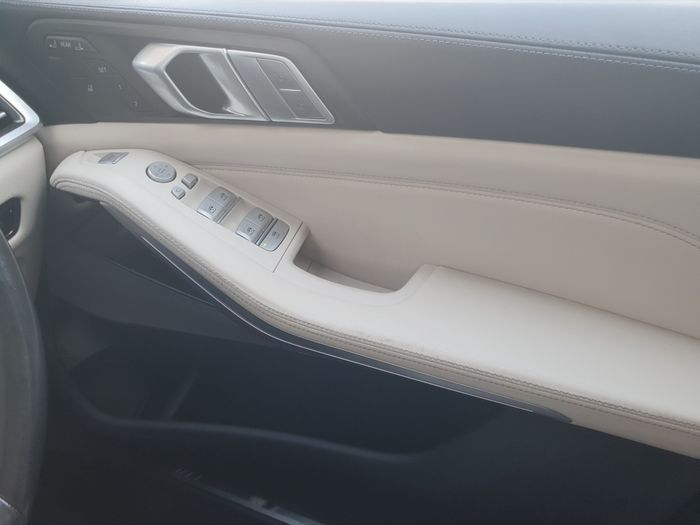 BMW X7 2020
