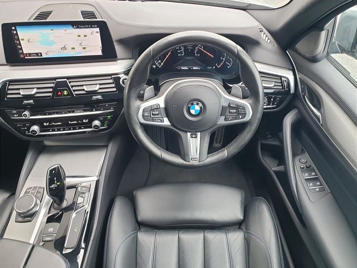 BMW 5 Series 2019