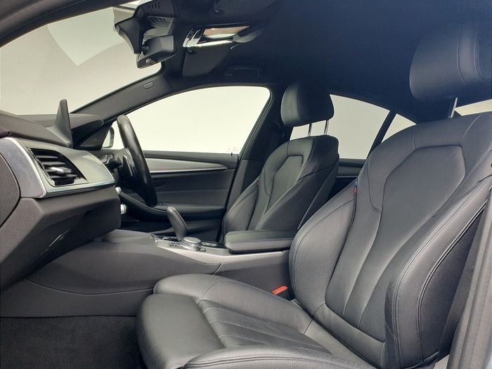 BMW 5 Series 2019