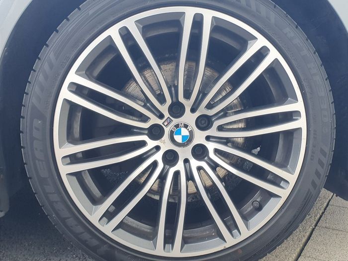 BMW 5 Series 2019