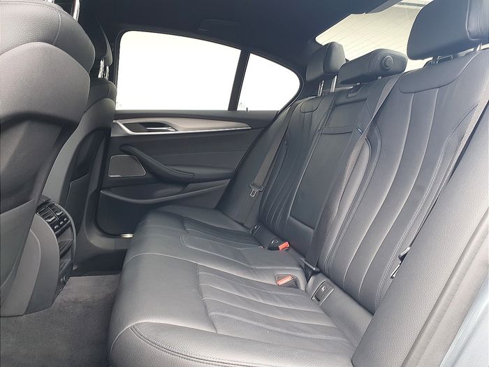 BMW 5 Series 2019