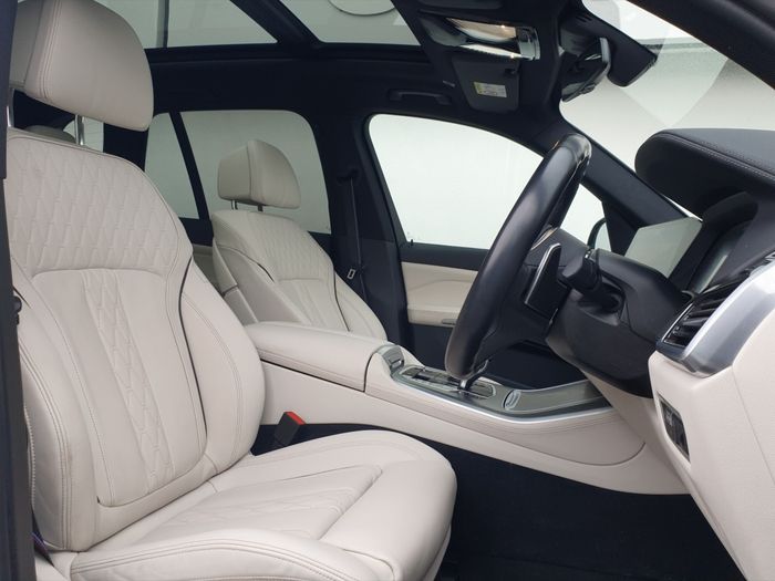BMW X5 2023