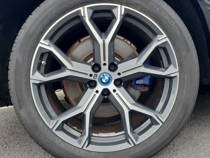 BMW X5 2023