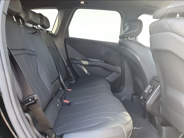 BMW iX3 2026