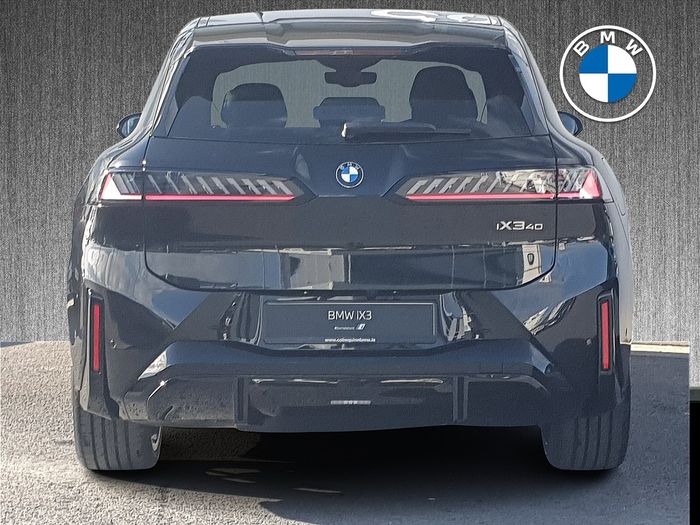 BMW iX3 2026