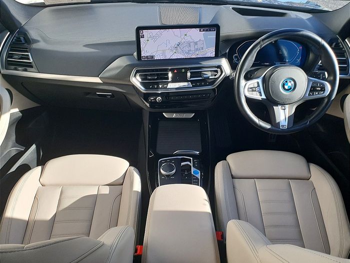 BMW iX3 2023