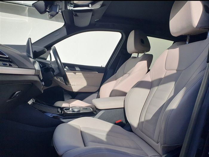 BMW iX3 2023