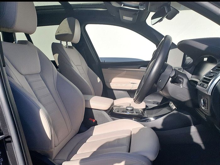 BMW iX3 2023