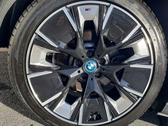 BMW iX3 2023