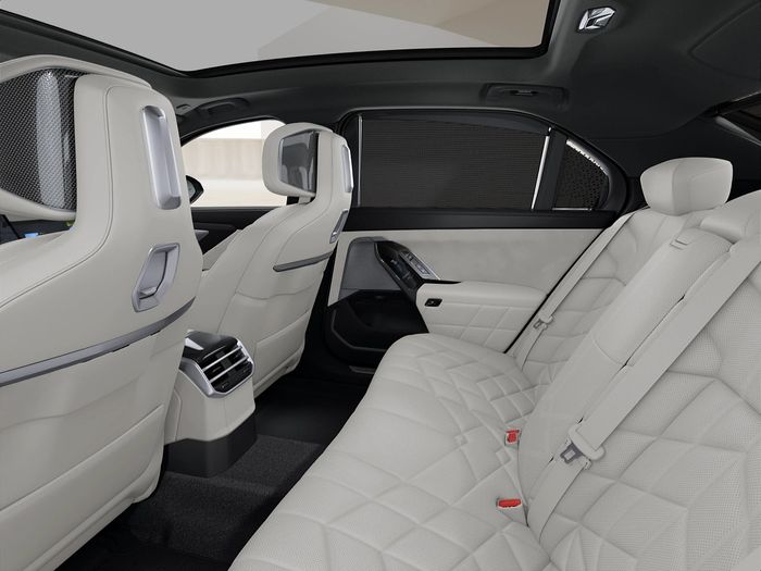 BMW i7 2027