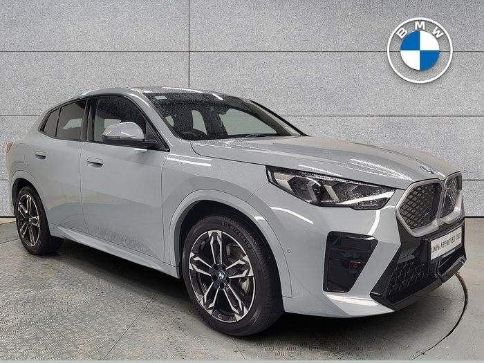 BMW iX2 2026