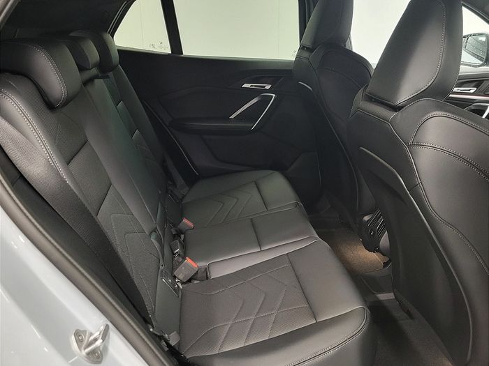 BMW iX2 2026