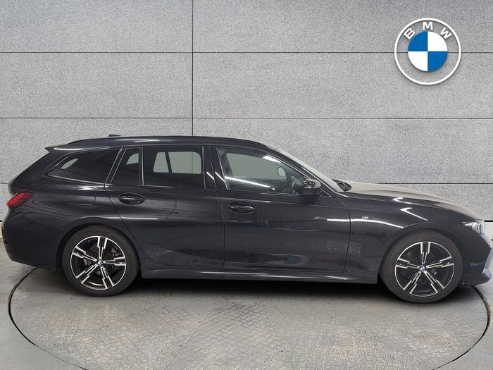 BMW 3 Series 2024