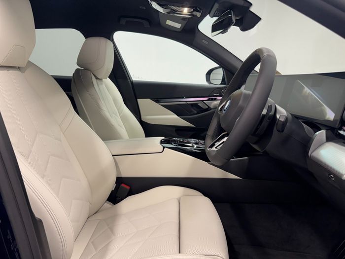 BMW 5 Series 2026