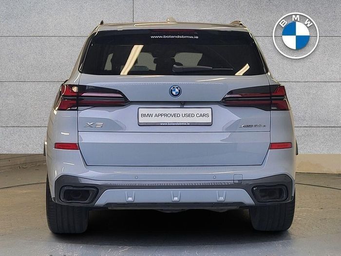 BMW X5 2024