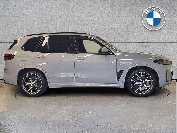 BMW X5 2024