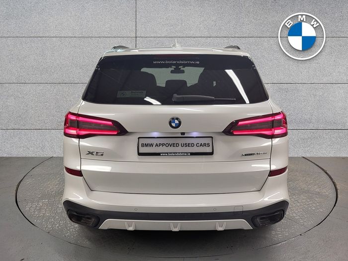 BMW X5 2021