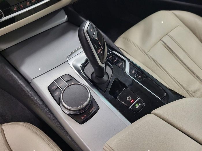 BMW 5 Series 2021
