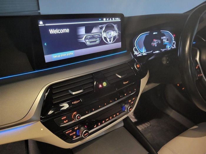 BMW 5 Series 2021