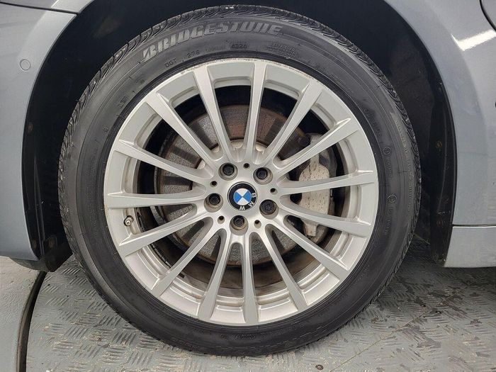 BMW 5 Series 2021