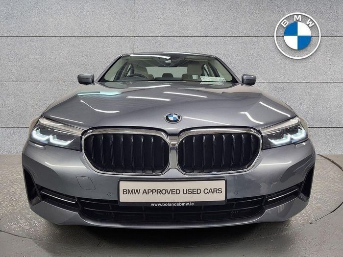 BMW 5 Series 2021