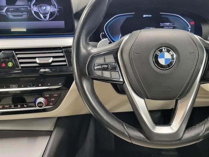 BMW 5 Series 2021