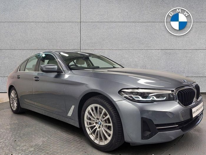 BMW 5 Series 2021