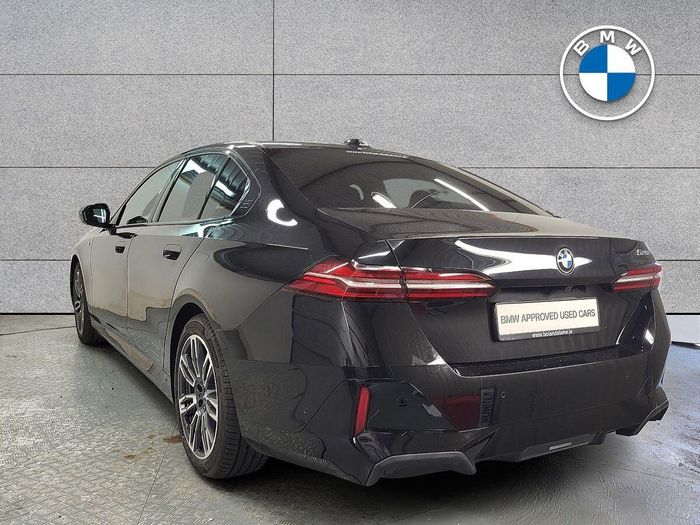 BMW 5 Series 2024