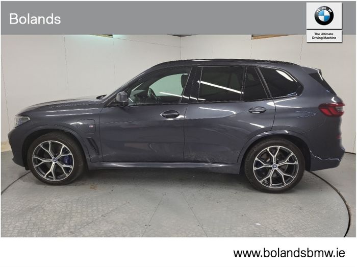 BMW X5 2021