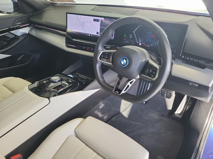 BMW 5 Series 2024
