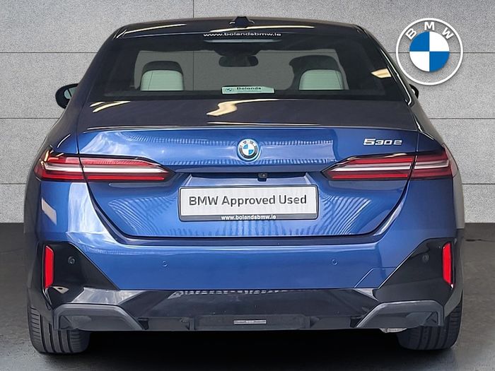 BMW 5 Series 2024