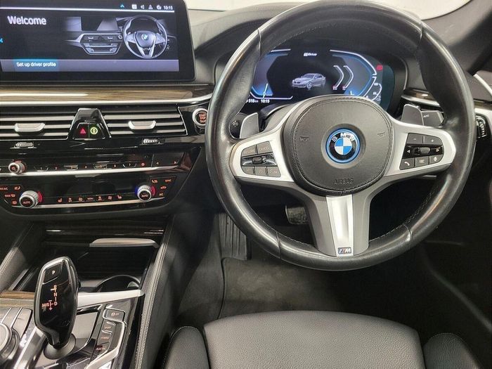 BMW 5 Series 2023