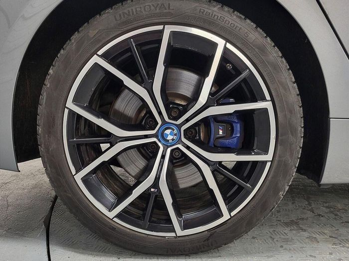 BMW 5 Series 2023