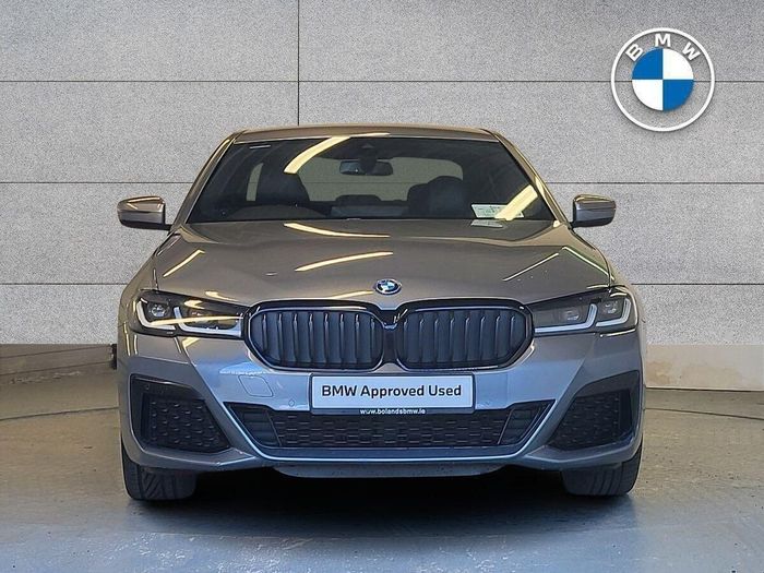 BMW 5 Series 2023