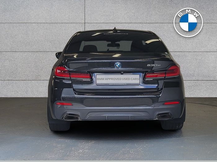 BMW 5 Series 2022