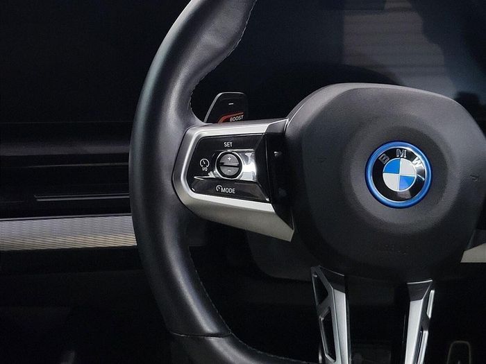 BMW 5 Series 2024