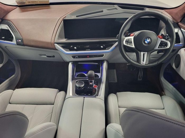 BMW XM 2024