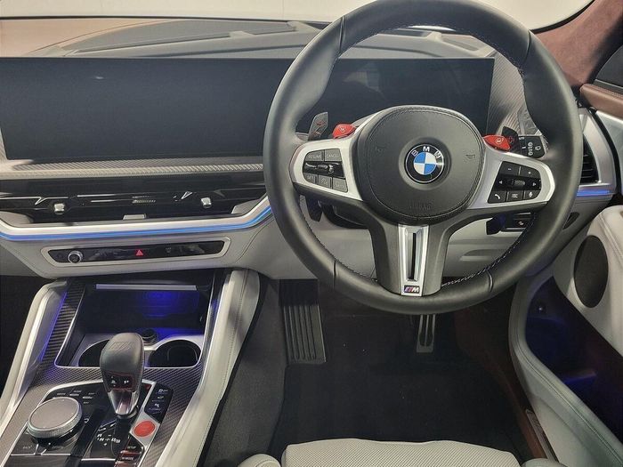 BMW XM 2024