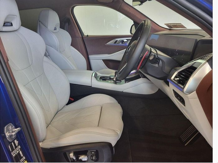 BMW XM 2024