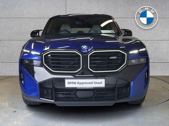 BMW XM 2024