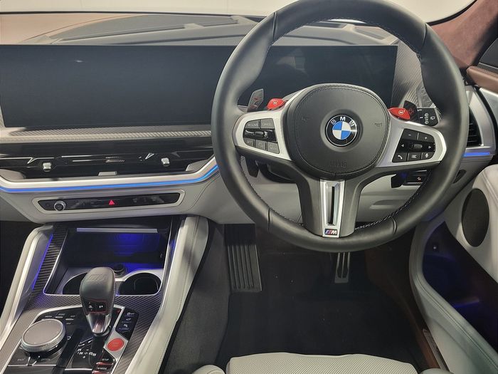 BMW XM 2024