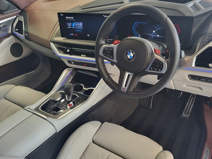 BMW XM 2024
