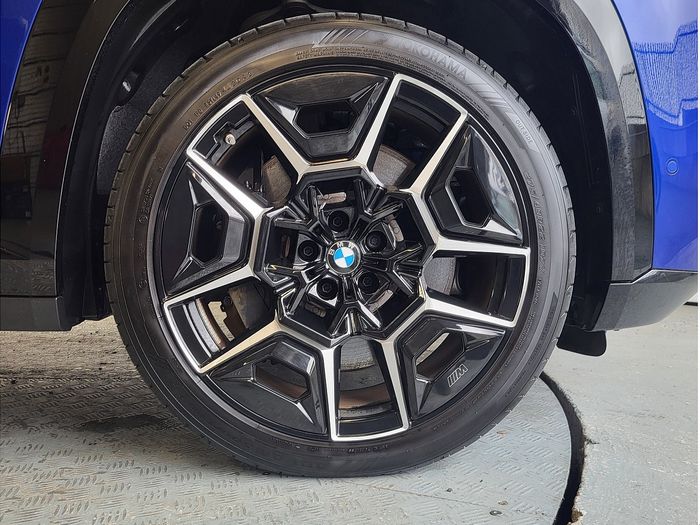 BMW XM 2024